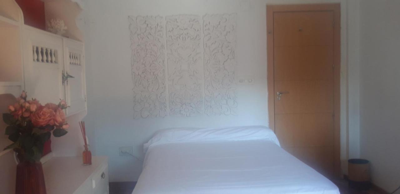 Habitaciones Amplias En El Centro De Granada Bagian luar foto