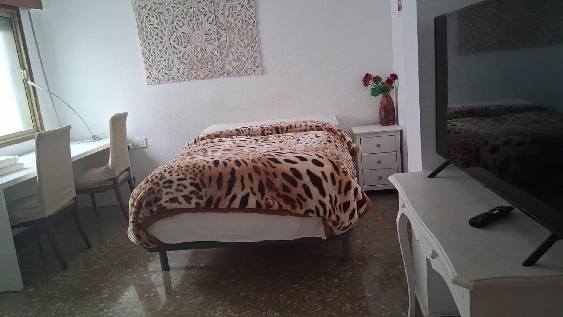 Habitaciones Amplias En El Centro De Granada Bagian luar foto